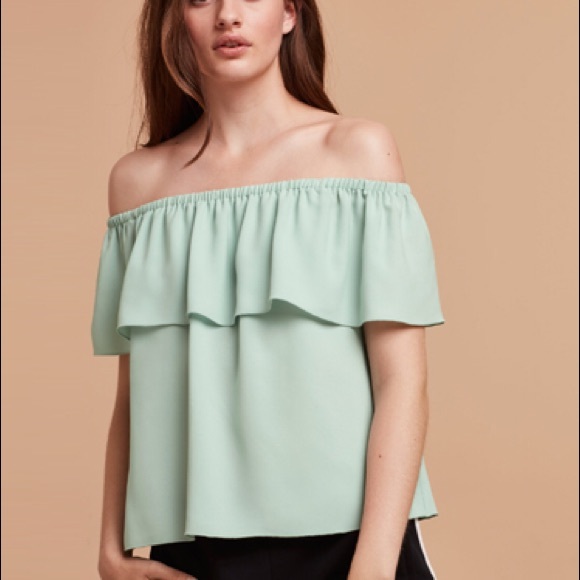 Aritzia Tops - Wilfred Promener Blouse Aritzia Tops - Wilfred Promener Blouse